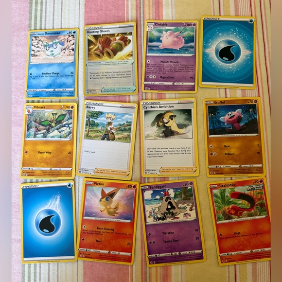 Pokemon trading cards & coin - Picture 4 of 7